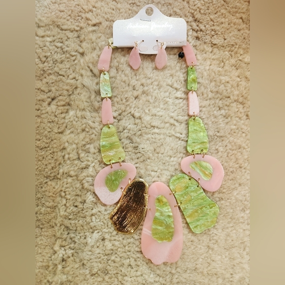 Pink, Green and Goldtone Statement Necklace with Earrings Set - Picture 13 of 17